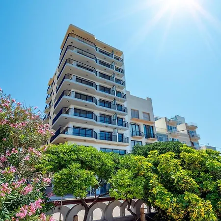 Islet Promenade With Hot Tub And Panoramic Sea Views By Getawaysmalta Διαμέρισμα