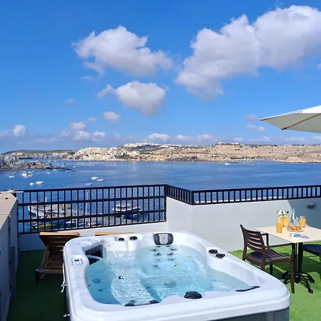 Islet Promenade With Hot Tub And Panoramic Sea Views By Getawaysmalta