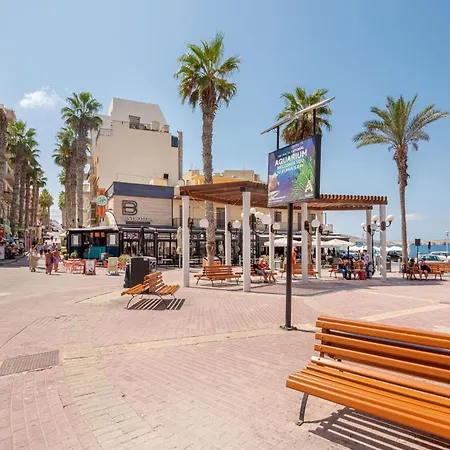 Islet Promenade With Hot Tub And Panoramic Sea Views By Getawaysmalta St. Paul's Bay