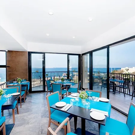 Daire Islet Promenade With Hot Tub And Panoramic Sea Views By Getawaysmalta