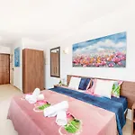 Islet Promenade - With Hot Tub And Panoramic Sea Views By Getawaysmalta 4* St. Paul's Bay