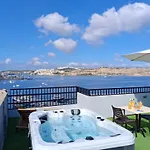 Islet Promenade - With Hot Tub And Panoramic Sea Views By Getawaysmalta
