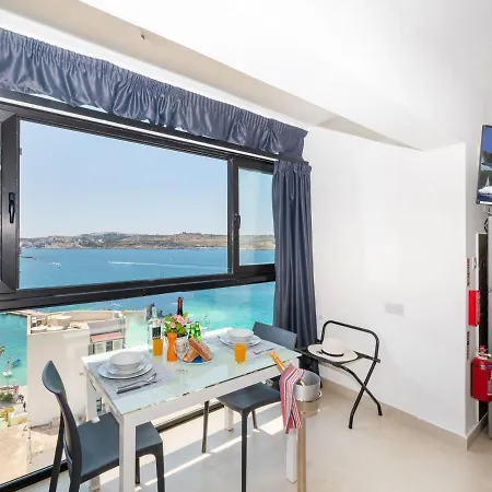 Islet Promenade - With Hot Tub And Panoramic Sea Views By Getawaysmalta Daire 4*