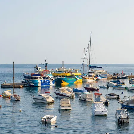 Islet Promenade - With Hot Tub And Panoramic Sea Views By Getawaysmalta Apartment St. Paul's Bay